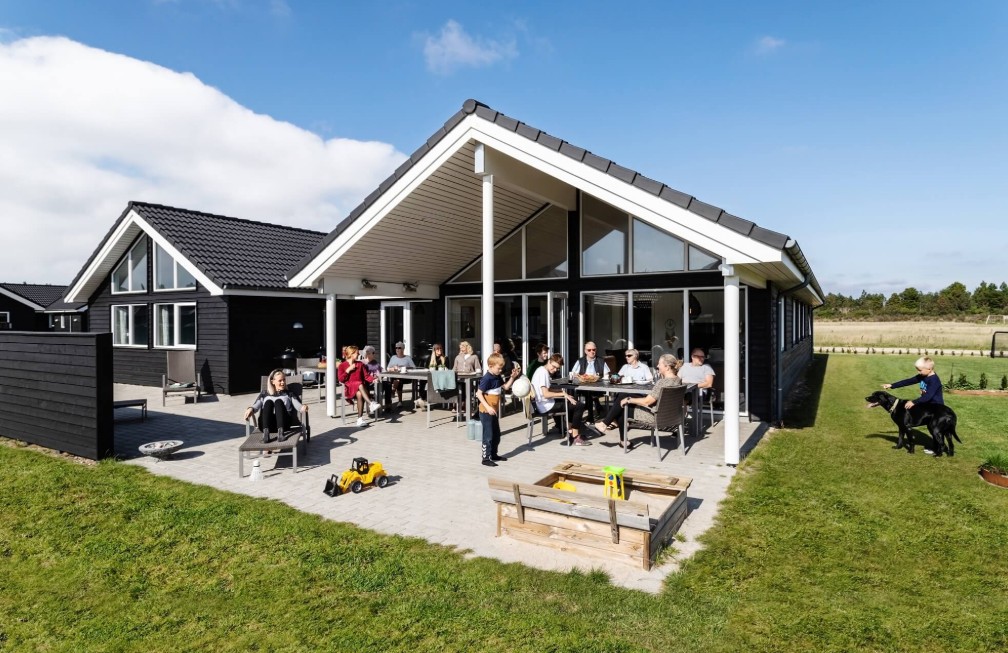 VillaVilla sommerhus til fest og fejring