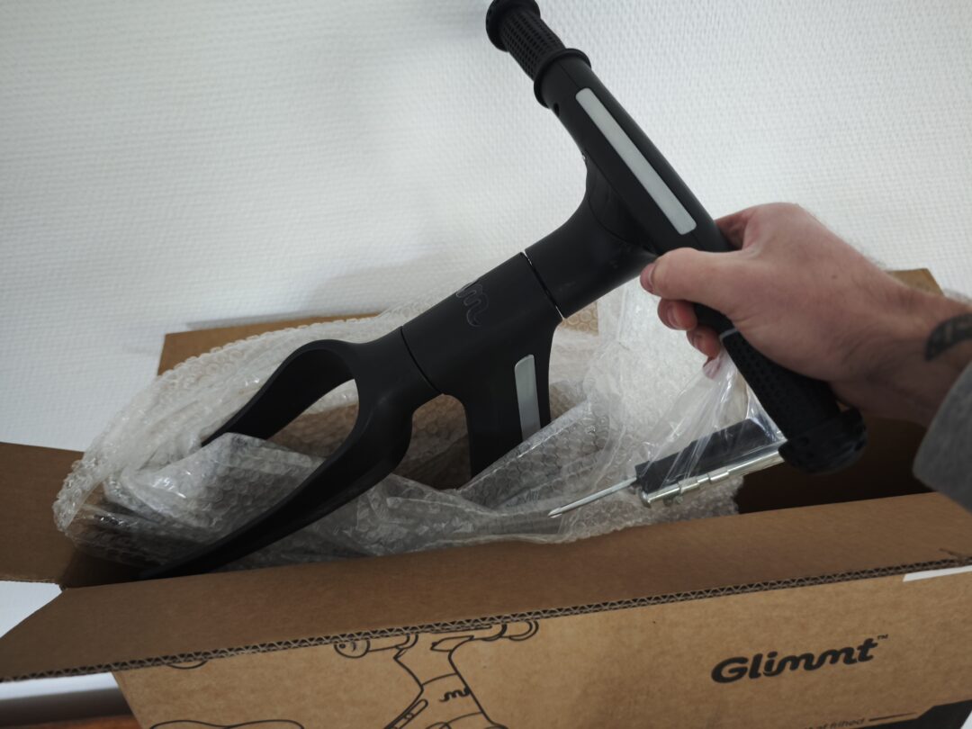 Unboxing af Glimmt løbecykel
